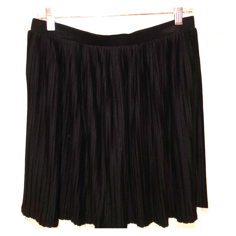Black Skater Skirt